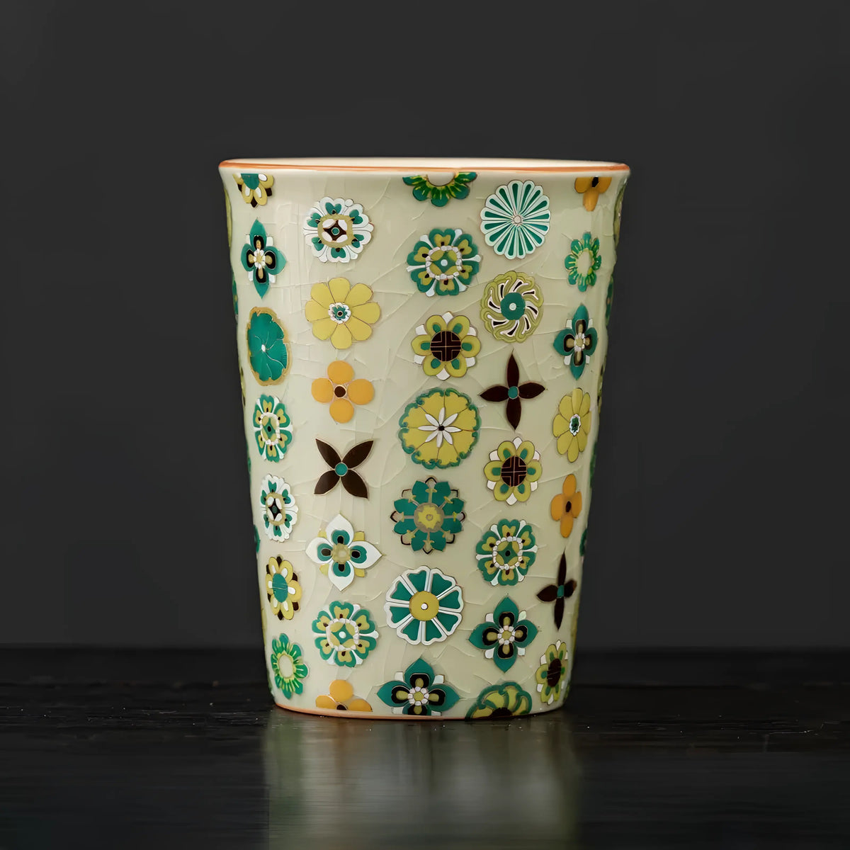 Hundred Flowers-style ceramic tea cup