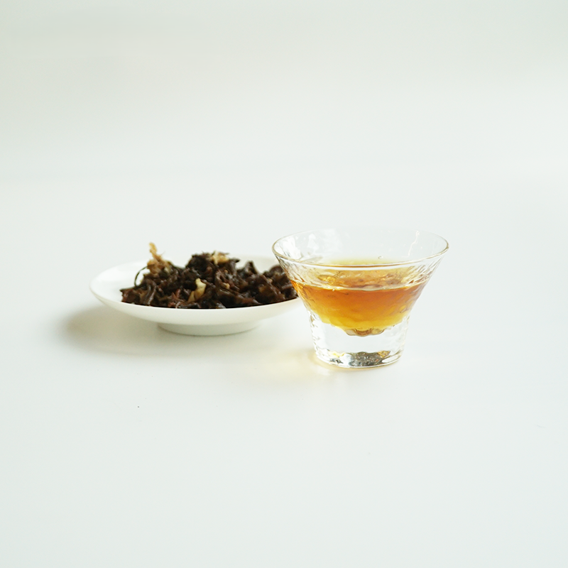 rose_black_tea_infusion