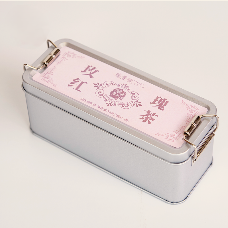 Rose black tea product presentation
