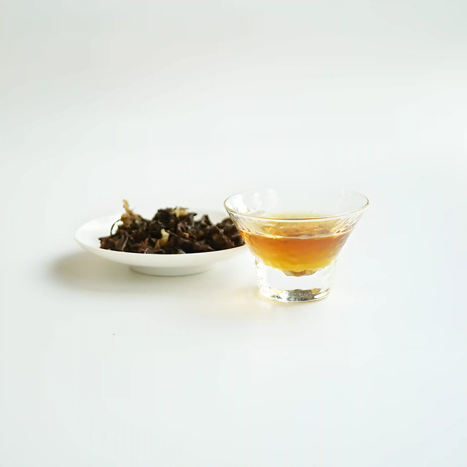 the display of Rose Black Tea infusion Herbal Tea for beauty Best Herbal Tea for Anxiety Best Tea Online High-Quality Tea for Beginners