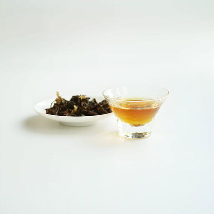 the display of Rose Black Tea infusion Herbal Tea for beauty Best Herbal Tea for Anxiety Best Tea Online High-Quality Tea for Beginners