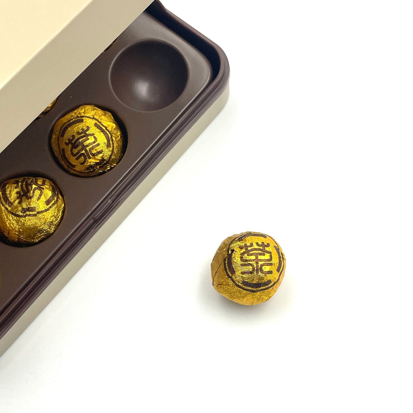 Xinhui Chenpi White Tea Balls in Gift-Ready Packaging